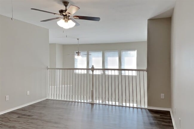 Photo - 5015 Mossy Bridge Dr