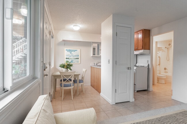 Photo - Stanford Apartments