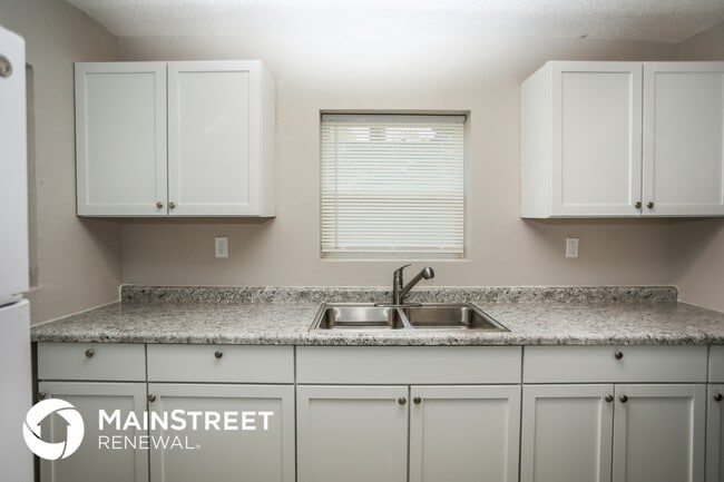 Photo - 7318 Brooklyn Ave