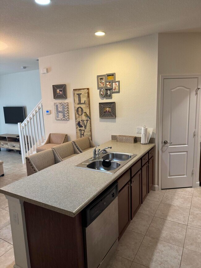 Photo - 3063 SW Otter Ln