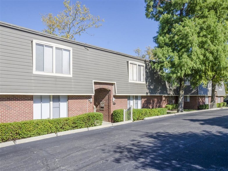 Summit at Lexington Apartments For Rent in Lexington, KY