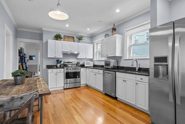 Photo - 102 Grant St Unit A