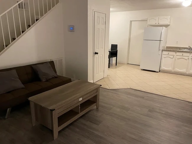 Photo - 5196 Golden Ln Unidad X