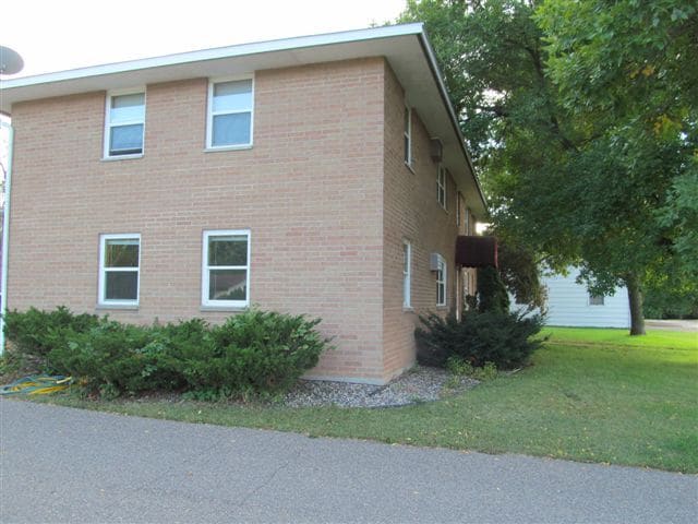 Photo - 665 Ash St Unit 3