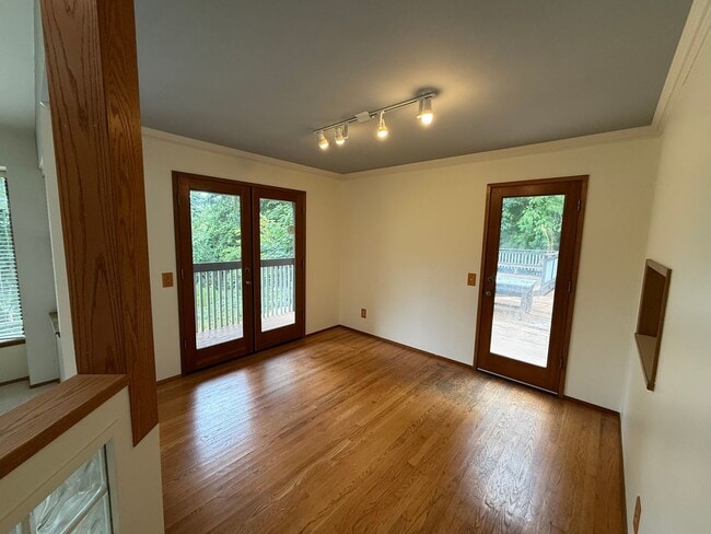 Photo - Spacious Mukilteo Home with Stunning Outdoor Living and Lush Landscaping