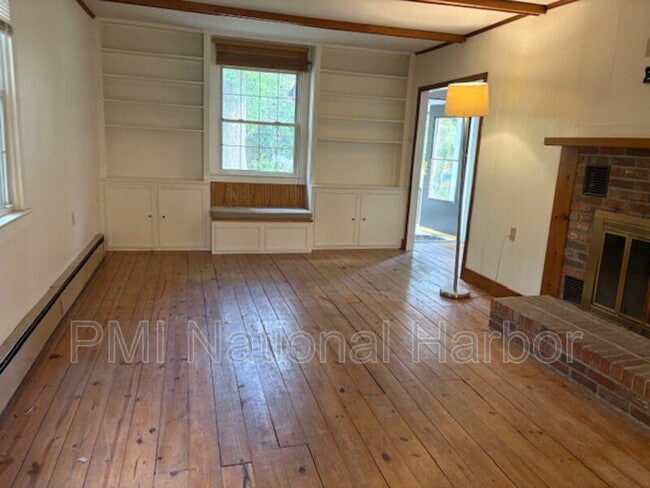 Photo - 611 Rosemere Ave