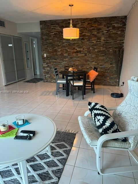 Photo - 450 Golden Isles Dr Unit 2F