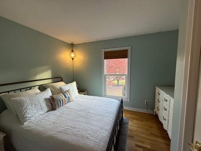 Photo - 3-Bedroom, 1-Bath Home for Rent – Lowell