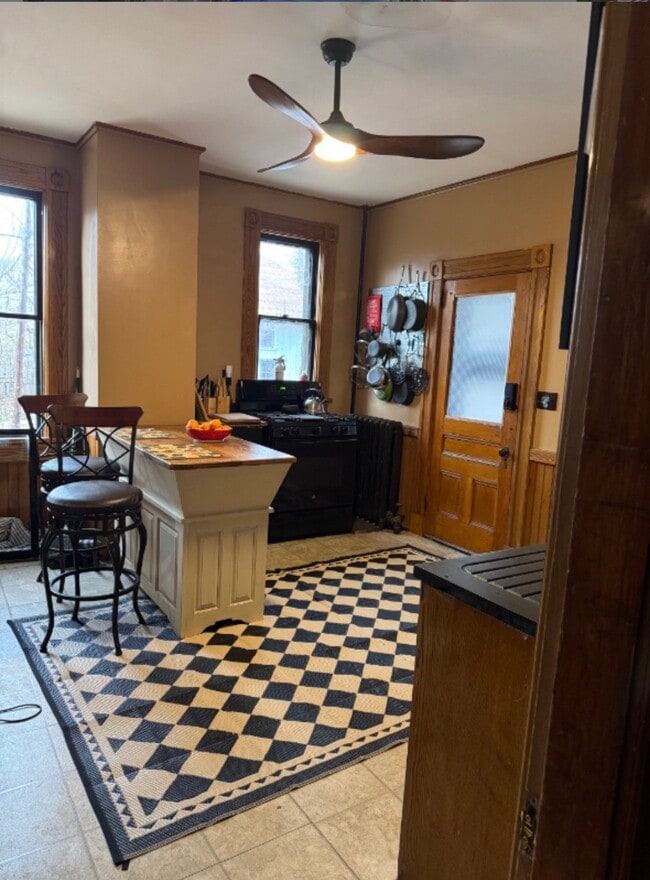 Photo - 47 Dartmouth St