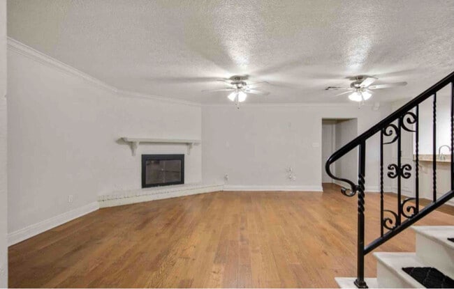 Photo - 1059 Briar Patch Dr