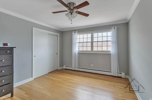 Bedroom - 6464 N Northwest Hwy Unit E3