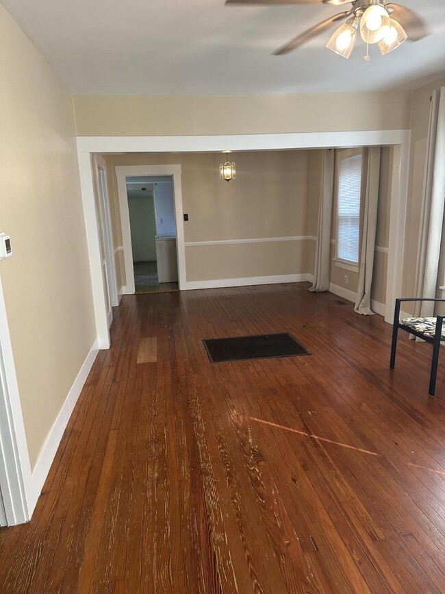Photo - 232 Bassett Ave