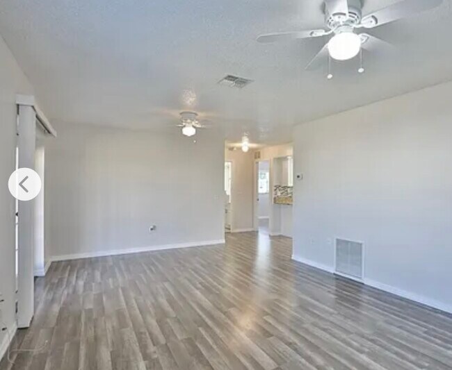 Photo - 4427 S Beneva Rd