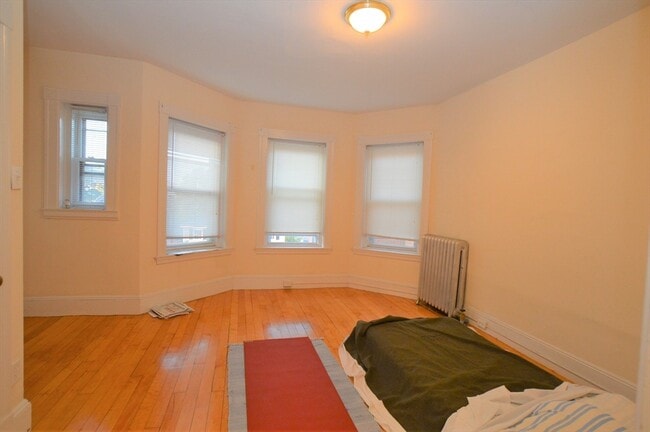 Photo - 15 Lynde St Unidad 30