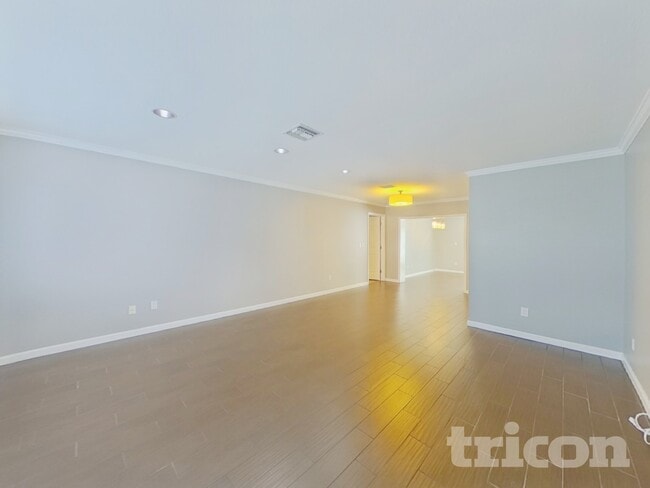 Photo - 2641 Gleneagles Dr