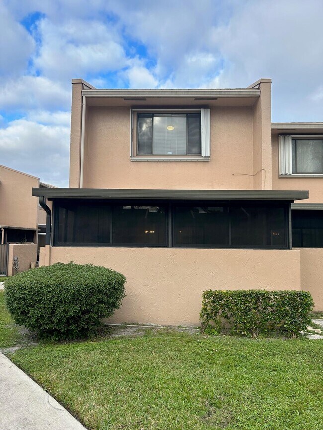 Photo - 139 Sparrow Dr