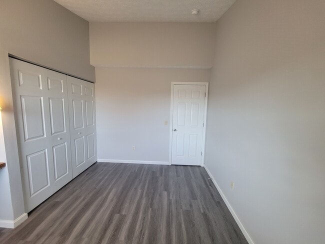 Photo - Brownstone Apartments