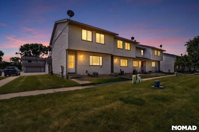 Photo - 16112 Foliage Ave