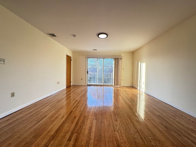 Photo - 4414 Liberty Ave