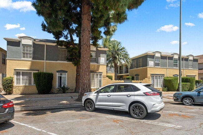 Building Photo - 4193 Leimert Blvd Unit 1/8a