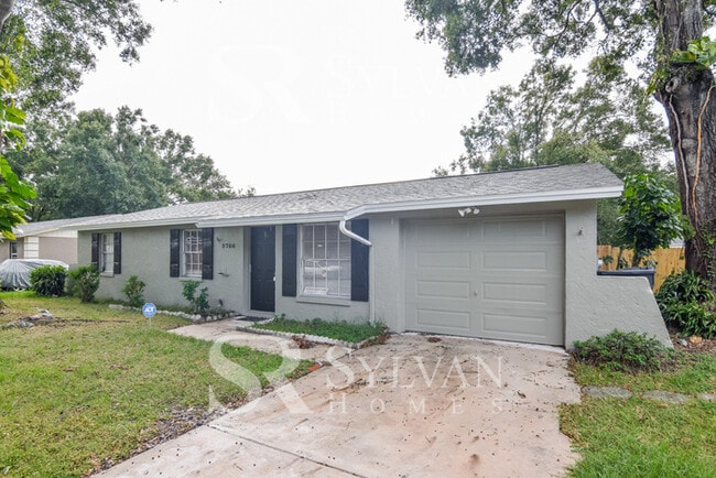 Building Photo - The Lifestyle You Deserve. Rental
