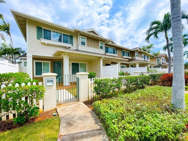 Building Photo - Pet-Friendly Townhouse with Central A/C
