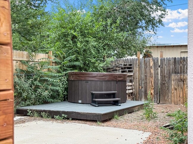 Photo - 521 Camino Solano