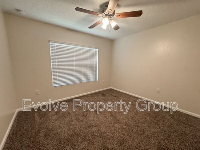 Photo - 119 Fairway Ct