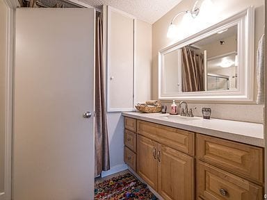 Photo - FULLY FURNISHED 1 BED 1 BATH UNIT!!! Unit APT 608