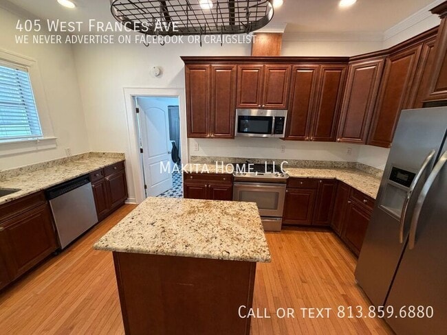 Photo - 405 W Frances Ave