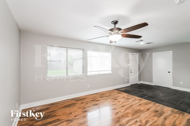 Photo - 256 Rolling Brook Dr
