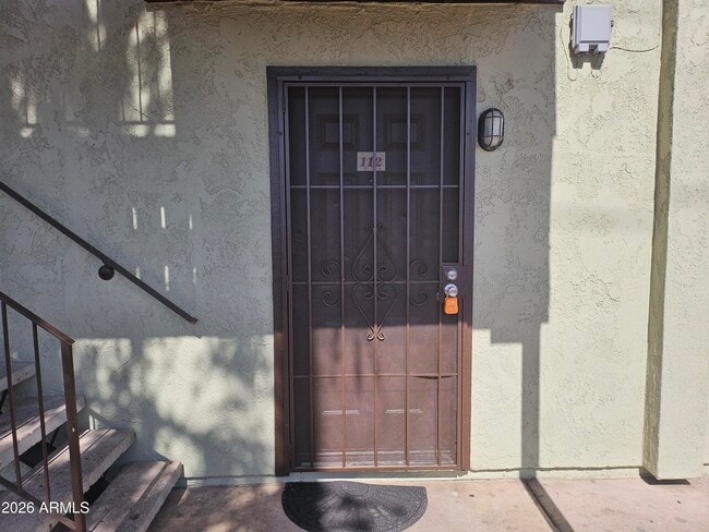 Building Photo - 424 W Brown Rd Unit 112
