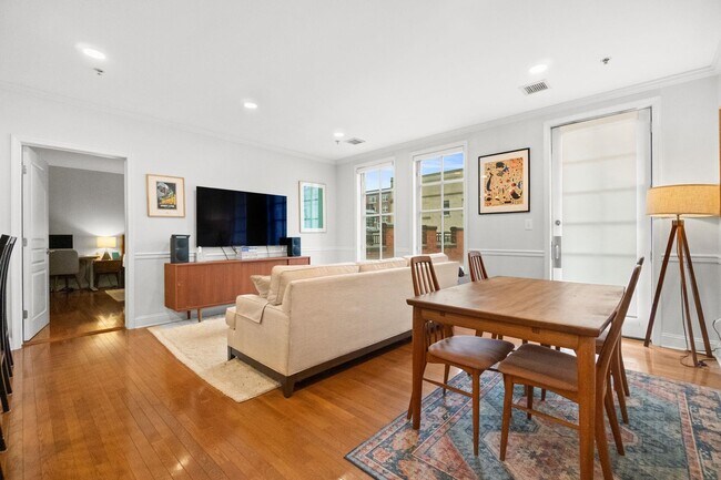 Photo - 727 Monroe St Unidad 306