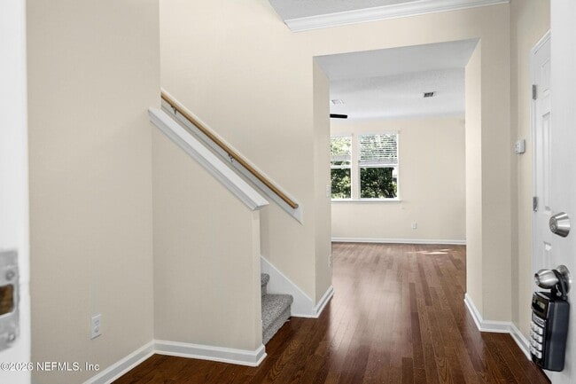 736 Rembrandt Ave