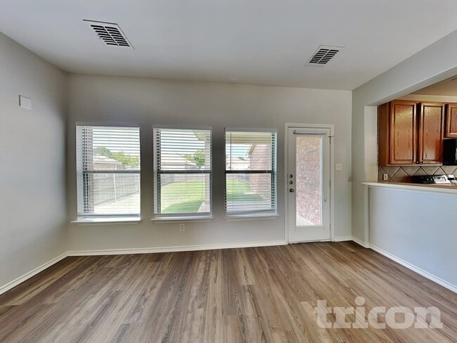 Photo - 1525 Trent Dr