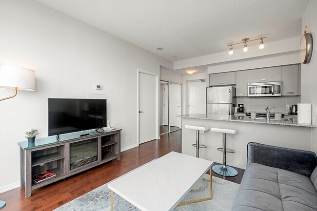 Photo - 832 Bay St. Unit ID1353867P