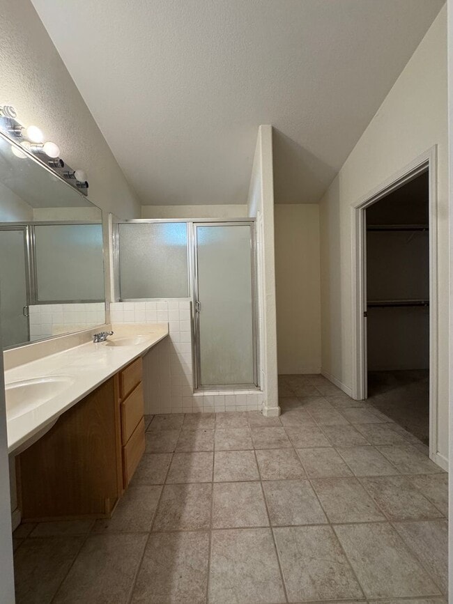 Photo - Beautiful Laguna West Home in Elk Grove, 3 Bedrooms, 2 Bathrooms, Quiet Cul-de-Sac