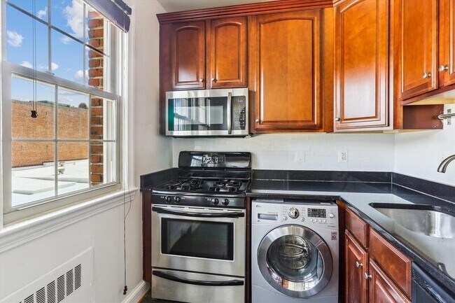 Photo - 3028 Wisconsin Ave NW