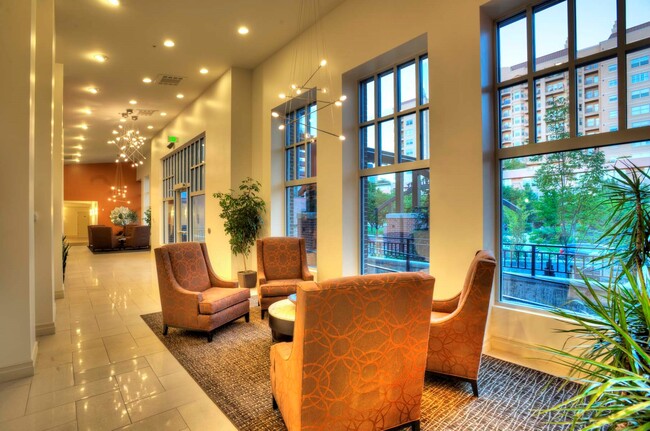 Grand Lobby - Liberty Gateway Apartments