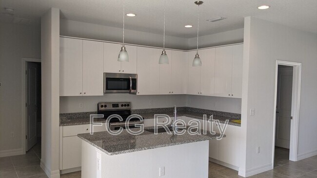 Photo - 48 Orchid Ln