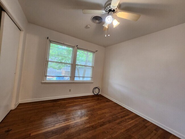 Photo - 913 Prescott St