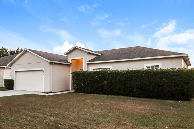 Photo - 529 Delido Way