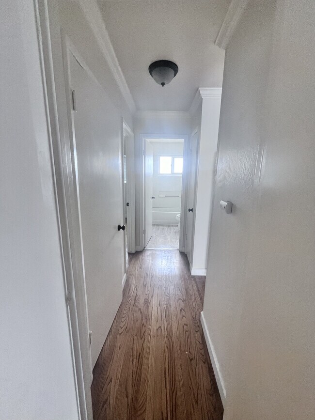 Photo - 935 Sheridan St