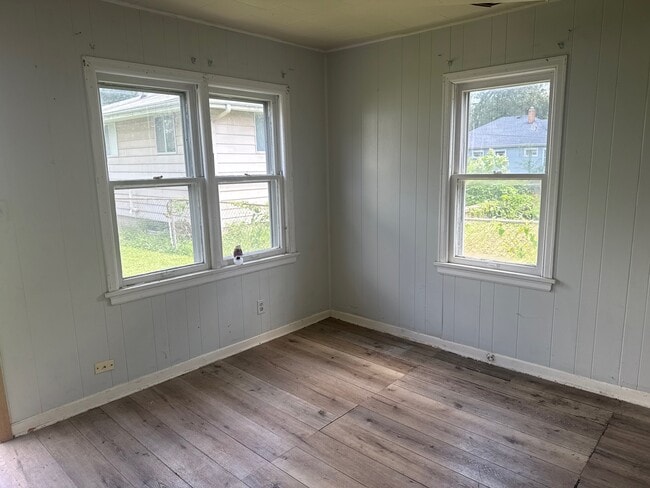 Photo - 2049 N Gale Ave