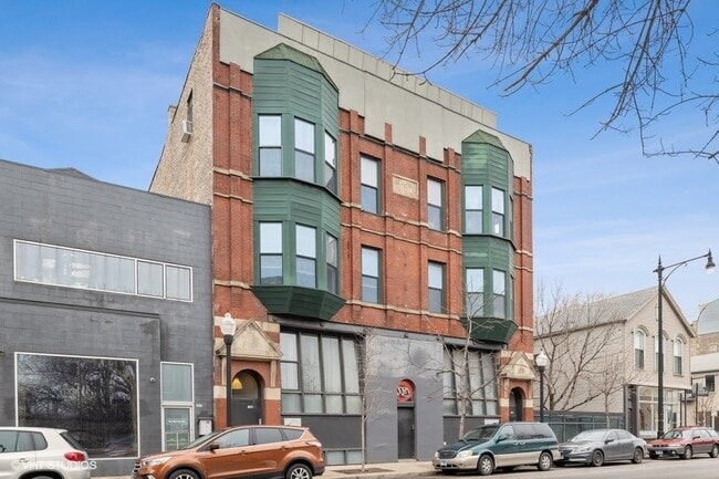 Building Photo - 1906-1908 S Halsted St Unit 2R Rental