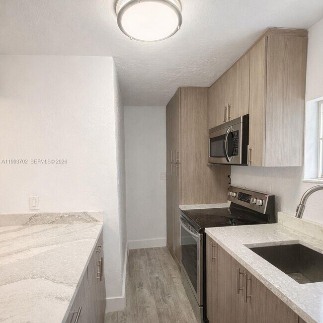 Photo - 1538 NW 66th St Unidad 1