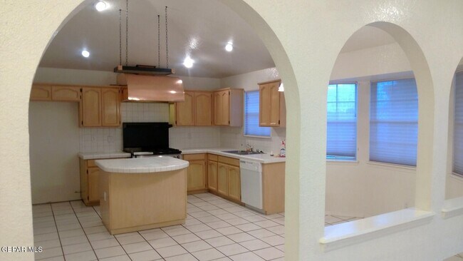 Photo - 7417 Mission Viejo Dr