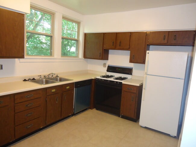 Photo - Great 3 bedroom, 2 story Duplex in Squirrel Hill