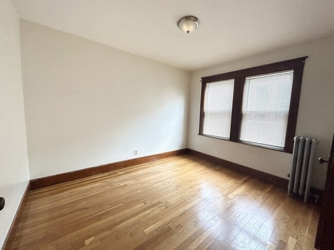 Photo - 11 Romsey St Unit uni3 3-bed 1-bath