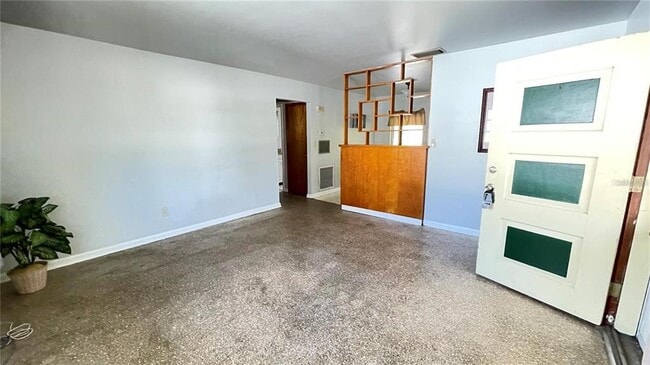 Photo - 10705 N Dixon Ave